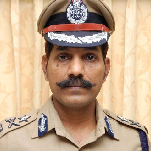 `அனைத்து ரயில் நிலையங்களிலும் சிசிடிவி கேமராக்கள் கொண்டுவரத் திட்டம்!’ - சைலேந்திர பாபு