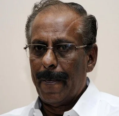 தமிழ் வேட்பாளர்கள் வீட்டில் கையெறி குண்டுகள் வீச்சு:இலங்கையில் பரபரப்பு