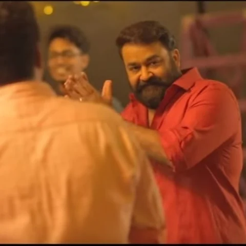 வைரல்: ஜிமிக்கி கம்மல் மோகன்லால் வெர்ஷன்!