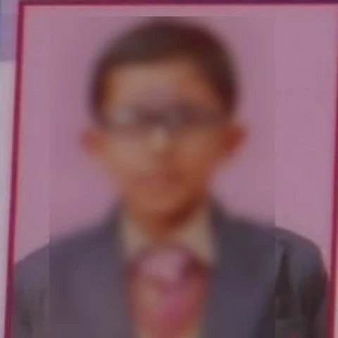 `இன்னைக்கு அவனுக்கு எக்ஸாம்; ஆனால் அவன் இல்லை!'- மின்வாரியம் அலட்சியத்தால் கண்ணீர்விடும் மாணவனின் உறவினர்கள்