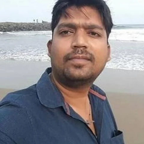 மது விருந்தில் நண்பனைக் கொலைசெய்து புதைத்த நண்பர்கள்!