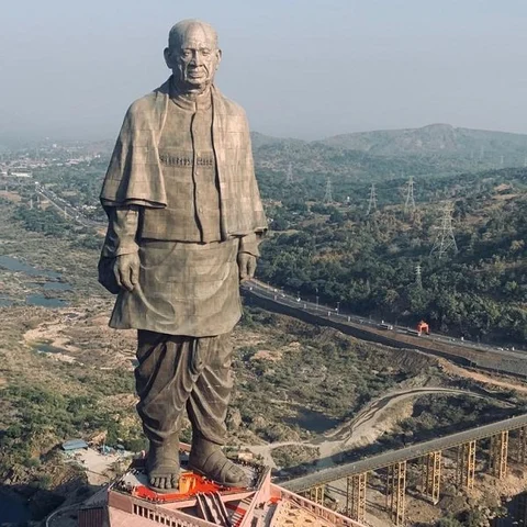 ‘இந்த நாள் இந்திய வரலாற்றில் அழிக்கமுடியாத நாள்’- பட்டேல் சிலையைத் திறந்த மோடி பெருமிதம்