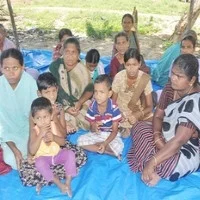 தூக்கு தண்டனை விதிக்கபட்ட மீனவர்களின் குடும்பத்தினர் திடீர் உண்ணாவிரதம்!