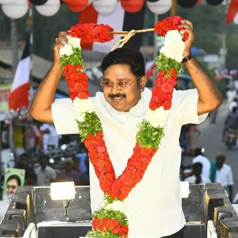 ``தடைகளை உரமாகக் கொண்டு வளர்ந்துள்ளோம்! - அ.ம.மு.க விழாவில் அதிரடித்த டி.டி.வி.தினகரன்