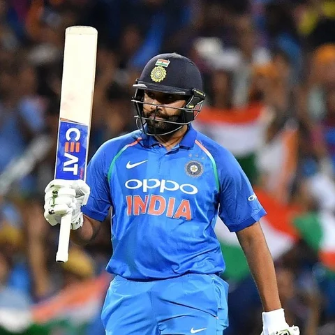 `கிரிக்கெட்டிலும், கிரிக்கெட்டுக்கு வெளியிலும் இந்த பார்ட்னர்ஷிப் தொடரும்!' - வாழ்த்து மழையில் ரோஹித் #HBDRohit