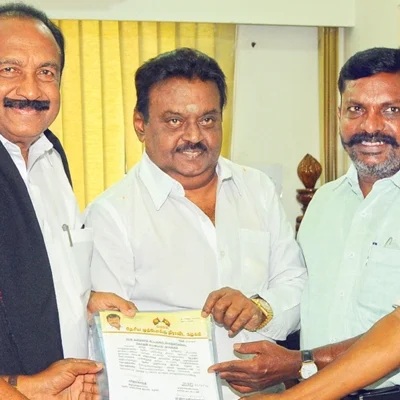மக்கள் நலக் கூட்டணி to கேப்டன் விஜயகாந்த் அணி!