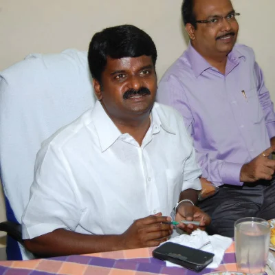 நீட் தேர்வு விவகாரம்: பிரகாஷ் ஜவடேகரைச் சந்தித்தனர் தமிழக அமைச்சர்கள்!