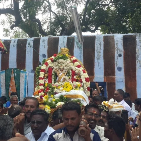 1000 ஆண்டுகள் பழைமையான பெருமாள் கோயிலில் சொர்க்கவாசல் திறப்பு!
