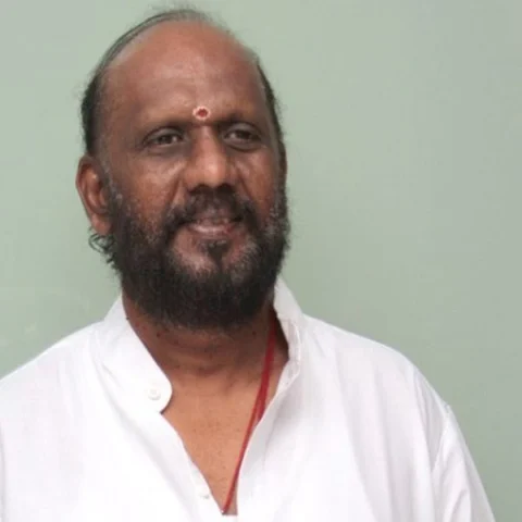 ``எழுத்தாளர் சங்கம் எதுக்குக் கலை நிகழ்ச்சி நடத்தணும்னு கேட்டதுக்குதான் புகார்..!’’ - பிறைசூடன்