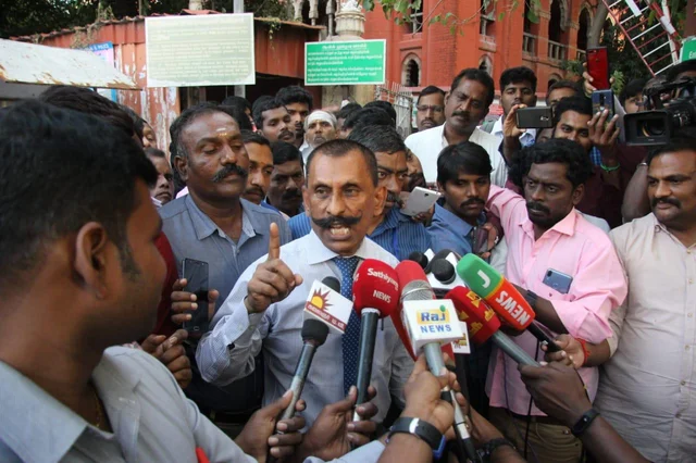 `அவர்கள் ஒரு எஃப்.ஐ.ஆர்-கூட போடவில்லை! - சர்ச்சைக்கு விளக்கமளித்த பொன்.மாணிக்கவேல்