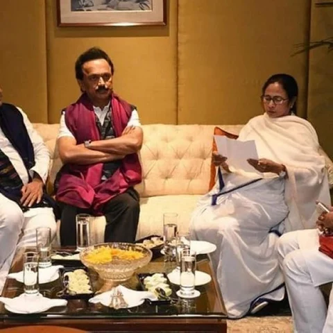 `முன்னாள் பிரதமர்; 3 முதல்வர்கள்; 5 முன்னாள் முதல்வர்கள்!’ - மேற்குவங்கத்தில் மம்தா கூட்டும் பிரமாண்ட மாநாடு