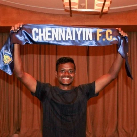 சென்னையின் எஃப்.சி-யில் இன்னொரு தமிழக வீரர்... யார் அந்த சீனிவாசன் பாண்டியன்?!