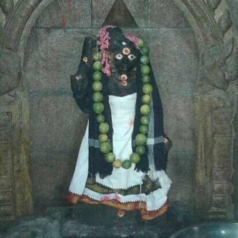 தீமை விரட்டும், மக்களைக் காக்கும் மலையாளச் சாமி வழிபாடு!