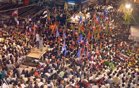 மக்களை மறந்து விலங்குகளை சந்திக்க சென்றவர் ஜெயலலிதா: மு.க.ஸ்டாலின் தாக்கு!