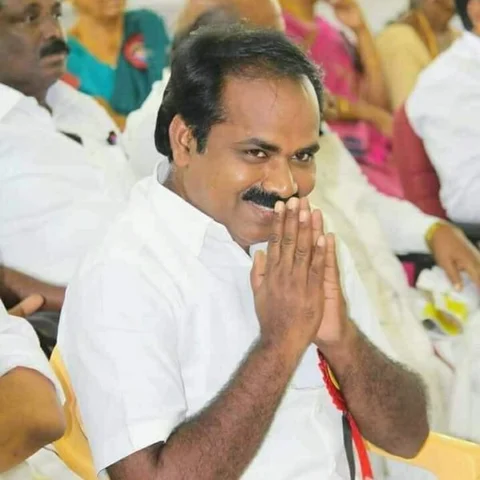`மின்சாரம் இல்லை, பரீட்சைக்கு படிக்க முடியலை' - எம்.எல்.ஏக்கு வாட்ஸ்அப்பில் கடிதம் அனுப்பிய மாணவி!