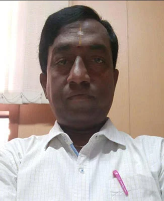 எட்டடி உயரத்தில் இருந்து தவறிவிழுந்த அர்ச்சகர் உயிரிழப்பு - நாமக்கல் ஆஞ்சநேயர் கோயிலில் நிகழ்ந்த சோகம்!