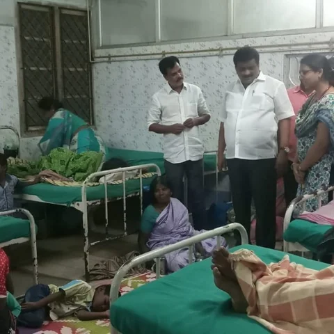 ஜெயிலைவிட மோசமாக இருக்கிறது...! அரசு மருத்துவமனை ஆய்வில் எம்.எல்.ஏ அதிர்ச்சி