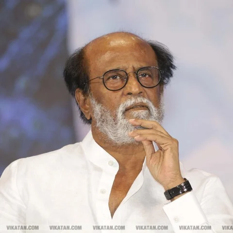 `கமல்ஹாசன் பொதுவாழ்விலும் வெற்றிபெற வேண்டும்' - ரஜினிகாந்த் ட்விட்டரில் வாழ்த்து!