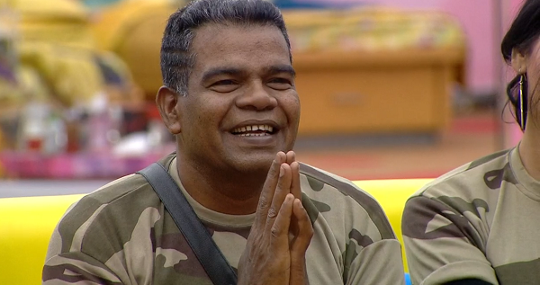 பிக்பாஸ் வீட்டில் கடுமையான... ஜெயிக்கக்கூடாத... டம்மி போட்டியாளர்கள்... யார்? #BiggBossTamil2