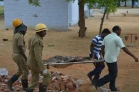 சிவகாசி அருகே பட்டாசு ஆலையில் தீ: 3 தொழிலாளர்கள் பலி