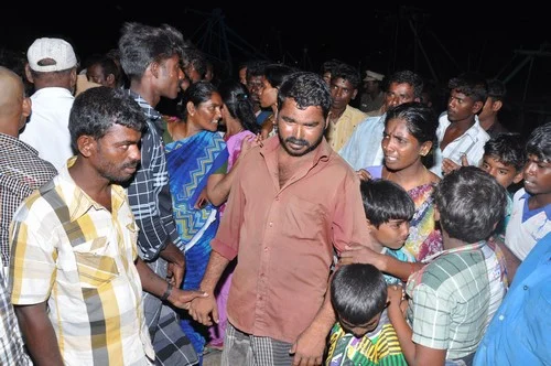ஒரு மாத சிறைவாசத்துக்கு பிறகு ராமேஸ்வரம் வந்தனர் மீனவர்கள் (படங்கள்)