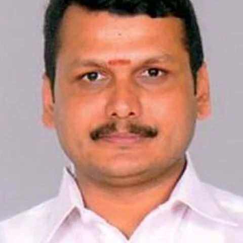 `நீங்க எம்.பி சீட் வாங்குங்க நான் பாத்துக்குறேன்’ - தம்பிதுரைக்கு எதிராக செந்தில் பாலாஜியின் மாஸ்டர் பிளான்!