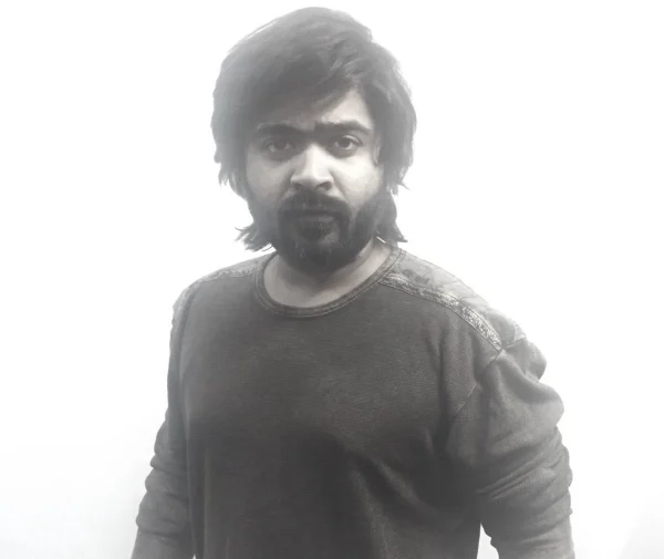 சிம்புவின் கெட்டப் சீக்ரெட் இதுதானாம்!