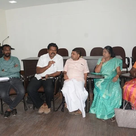 எதிர்கால சந்ததிக்கு வாழ இடம் கிடைக்குமா...? - ஸ்டெர்லைட் போராளிகளின் கலந்துரையாடல்!