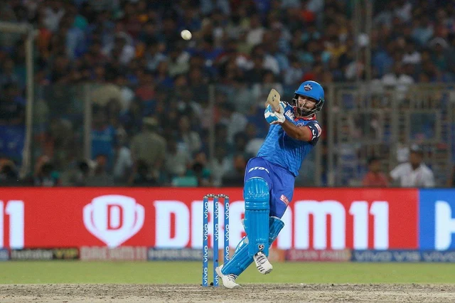 ஜெயிச்சது டெல்லிதான்... ஆனா, கவனிக்க வெச்சது ரியான் பராக்! #DCvsRR