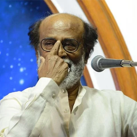 மாற்றுக் கட்சியில் இருக்கும் மாஜி ரசிகர்களின் சூழ்ச்சி! ரஜினி அதிர்ச்சி