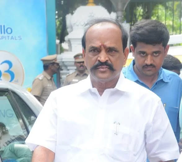 ‘நடிகர் கமல்ஹாசன் மிகுந்த மன அழுத்தத்துடன் இருக்கிறார்’- அமைச்சர் கடம்பூர் ராஜூ