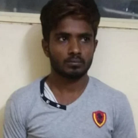 செல்போனால் வாழ்க்கையைத் தொலைத்த மாணவி! - 4 பேர் சிக்கினர்; ஒருவர் தலைமறைவு