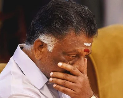 அரண்டு கிடக்கும் 'ஓபிஎஸ்' டீம்... வேட்பாளர் பட்டியலிலும் பெயர் காலி?