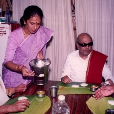 சீரான உணவு, உடற்பயிற்சி, மனவலிமை என உடம்பைப் படித்தவர் கருணாநிதி!