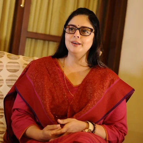 “மோடி ஒரு வாய்ச்சொல் வீரர்!” நக்மா
