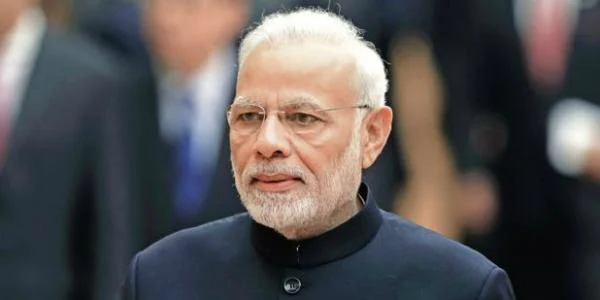 புல்லட் பாம், பென்சில், பாம்பு மாத்திரை - அரசியல்வாதிகளுக்குப் பொருந்தும் பட்டாசுகள்!
