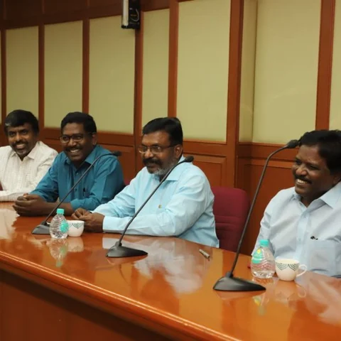`உதயசூரியன் சின்னத்தில் போட்டியா?’ - தொகுதி பங்கீடு குறித்து திருமாவளவன் விளக்கம்