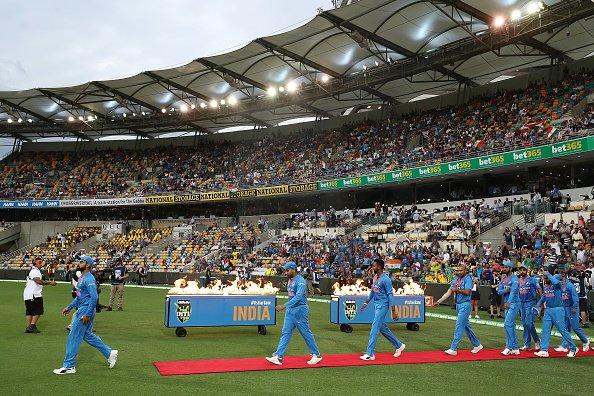 மாற்றமில்லா இந்திய அணி; டாஸ் வென்ற கோலி பந்துவீச முடிவு! #AusVInd