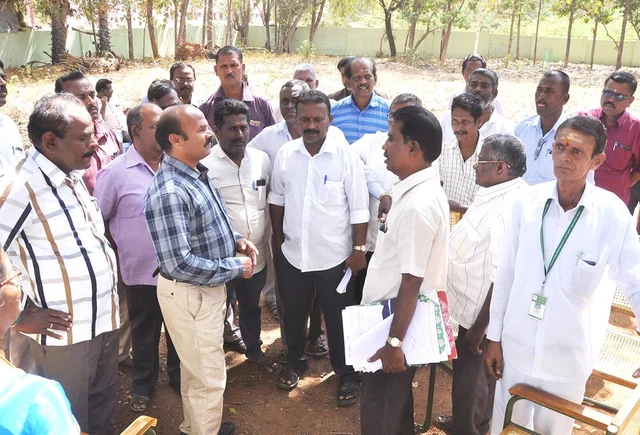 தமிழ்நாடு நுகர்பொருள் வாணிபக் கழக மேலாளரைக் கண்டித்து ஊழியர்கள் போராட்டம்!