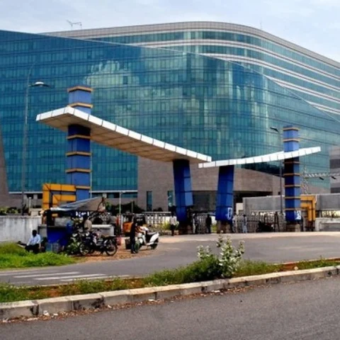 ``இங்க லஞ்சம் சர்வசாதாரணம்!''- தமிழக அரசு அதிகாரிகளால் சிக்கிக்கொண்ட அமெரிக்கர்கள்