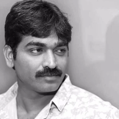விஜய் சேதுபதியை ரசித்த அந்த முதல் ரசிகர்..! #HBDVijaySethupathi