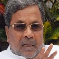 காவிரி பிரச்னையில் ஜெயலலிதா வேண்டுமென்றே உச்ச நீதிமன்றத்தை அணுகுகிறார்: சித்தராமையா