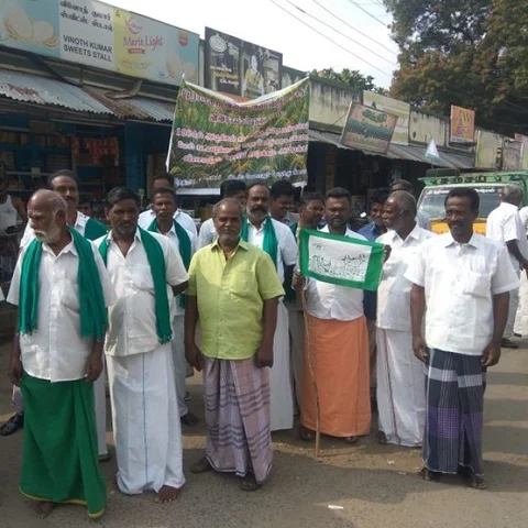 அணைக்கட்டு திட்டத்தைச் செயல்படுத்துங்கள்! - நடைப்பயணம்மேற்கொண்ட விவசாயிகள்