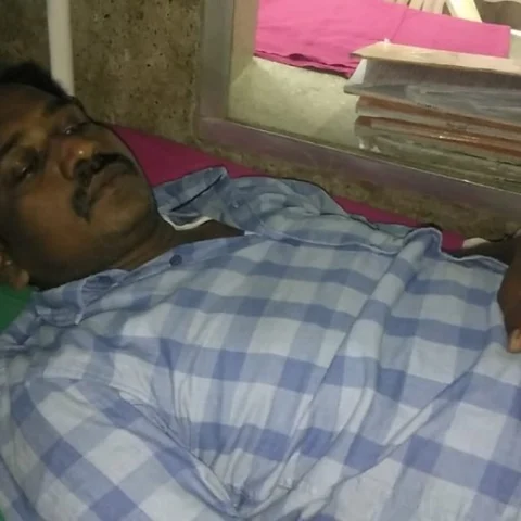 புதுக்கோட்டை அருகே டாஸ்மாக் மேலாளரை அரிவாளால் வெட்டி 16 லட்ச ரூபாய் கொள்ளை!