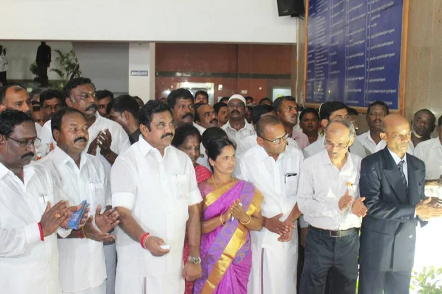 மருத்துவர்கள் பிரச்னையில் மத்திய அரசுதான் நடவடிக்கை எடுக்க முடியும் - முதல்வர் பழனிசாமி