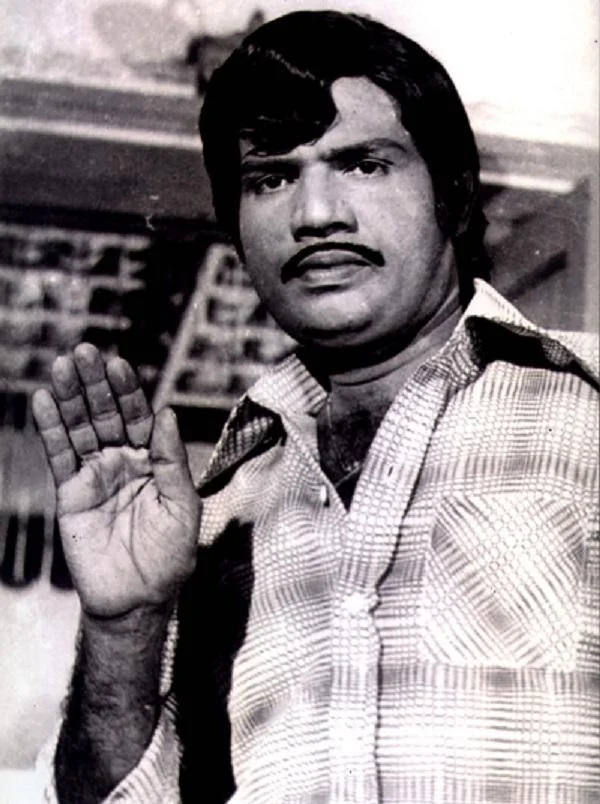 "பேட்டி கிடையாது; பார்ட்டி கிடையாது. கவுண்டமணி அந்தக் காலத்து அஜித்!" #HBDGoundamani