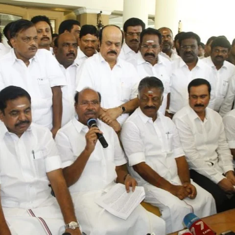 தமிழக அரசுக்கு ஆதரவாக ராமதாஸின் முதல் அறிக்கை!
