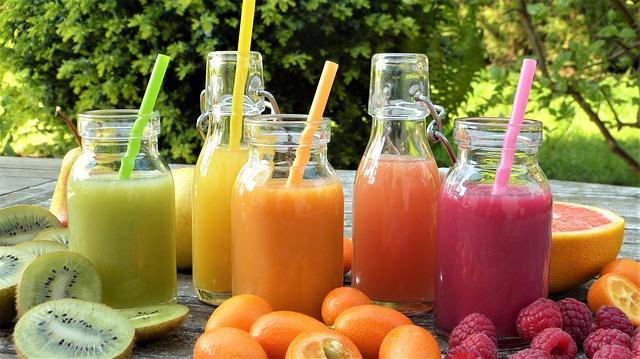 கோடையில் முதியோரைப் பாதிக்கும் பிரச்னைகளுக்கான தீர்வுகள்! #SummerTips #Video