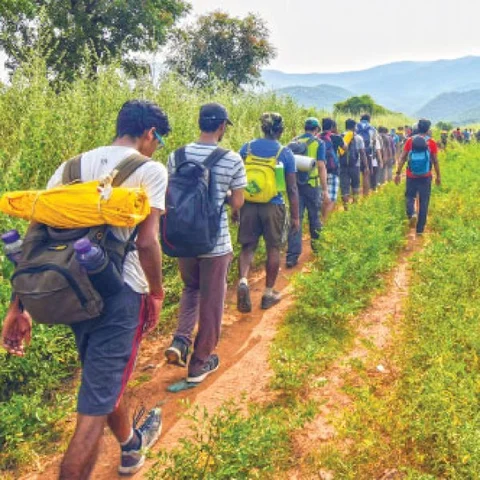 ட்ரெக்கிங் செல்பவர்களுக்குத் தேவையான உடல் தகுதிகள் என்னென்ன? #KurnganiForestFire