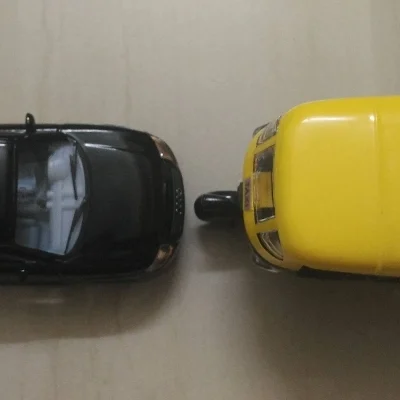 ஆட்டோ vs டாக்ஸி - கேரளாவில் தொடரும் சச்சரவு